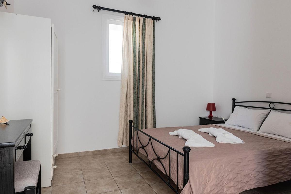 Anastasia Rooms Adamantas  Buitenkant foto