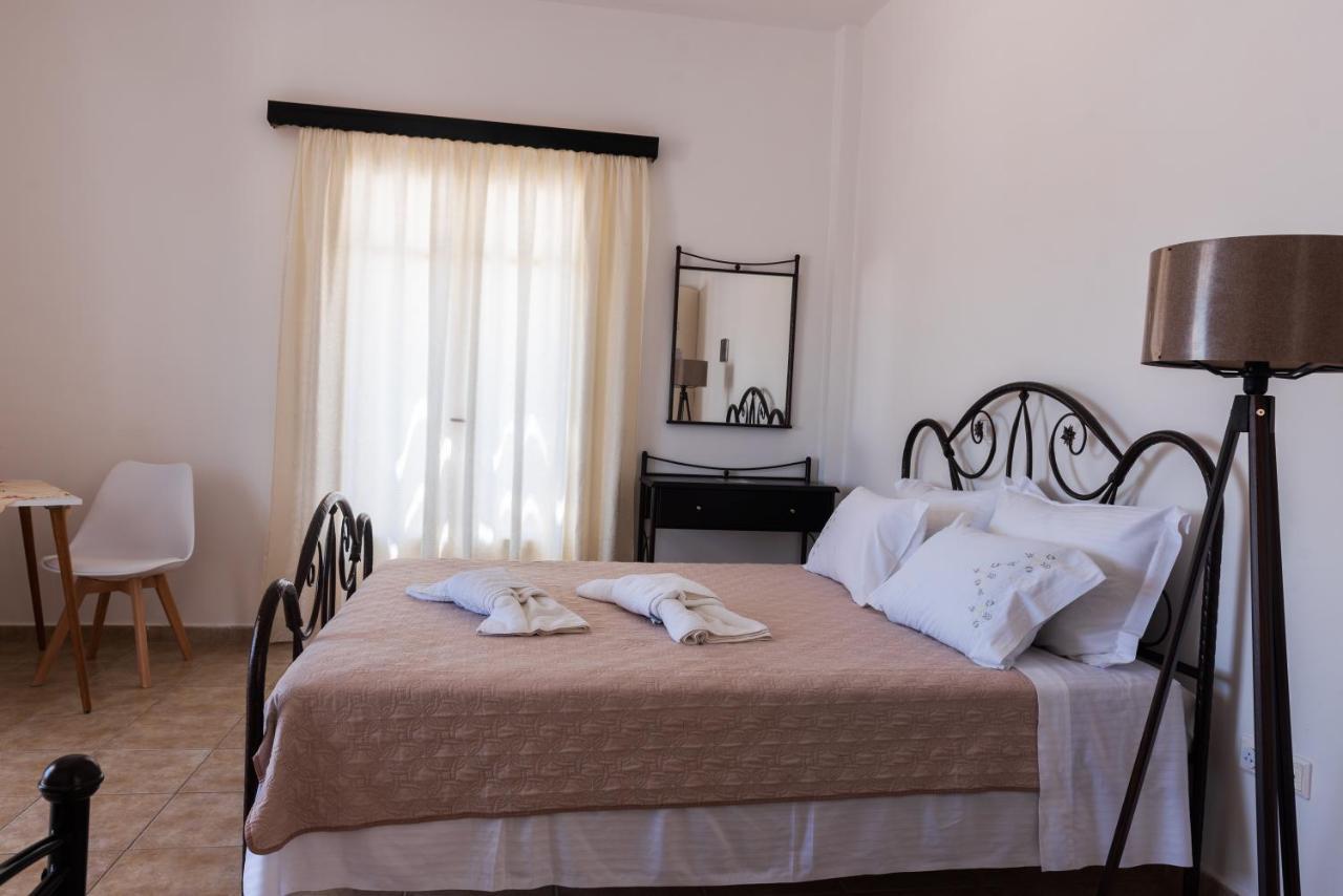 Anastasia Rooms Adamantas  Buitenkant foto